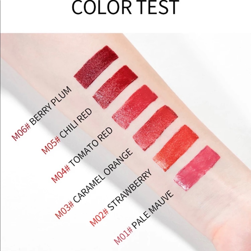 Lipstick - Picture 3 of 4